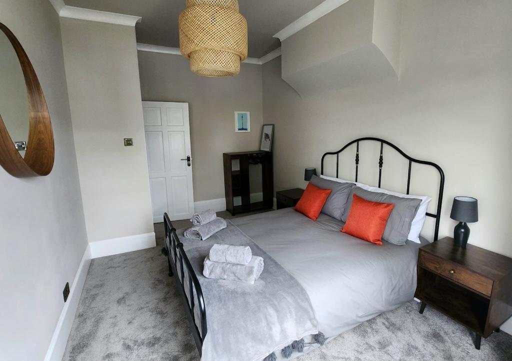 Contemporary Beach Apartment Brighton Eksteriør billede